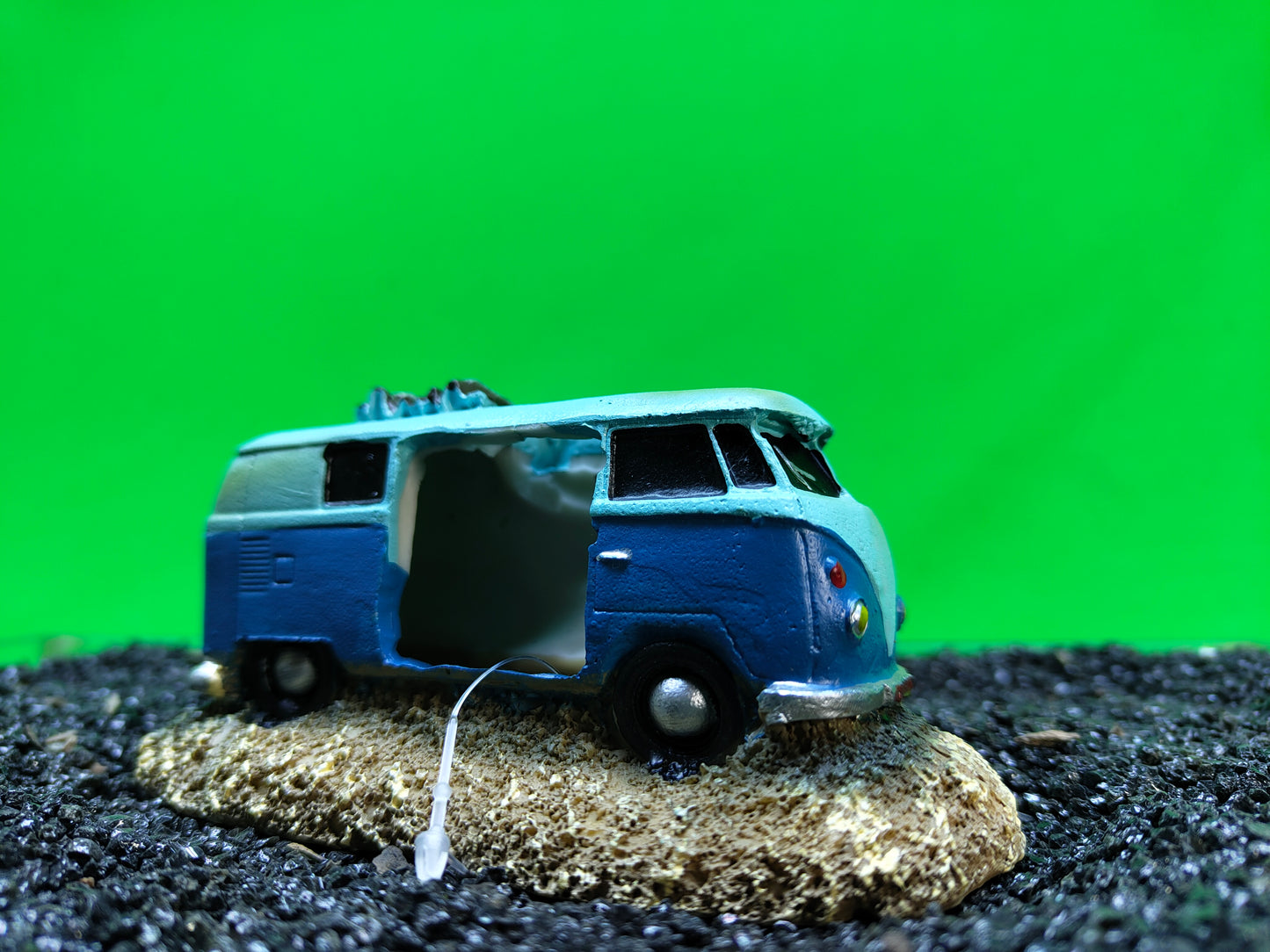 Blue Camper Van Aquarium Ornament Fish Tank Decoration Resin Hide Cave