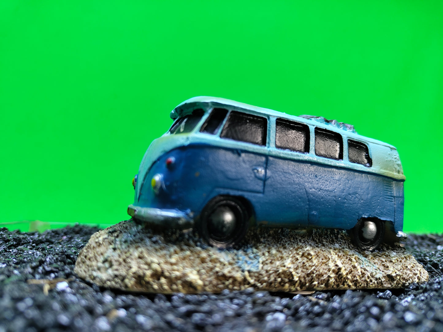 Blue Camper Van Aquarium Ornament Fish Tank Decoration Resin Hide Cave