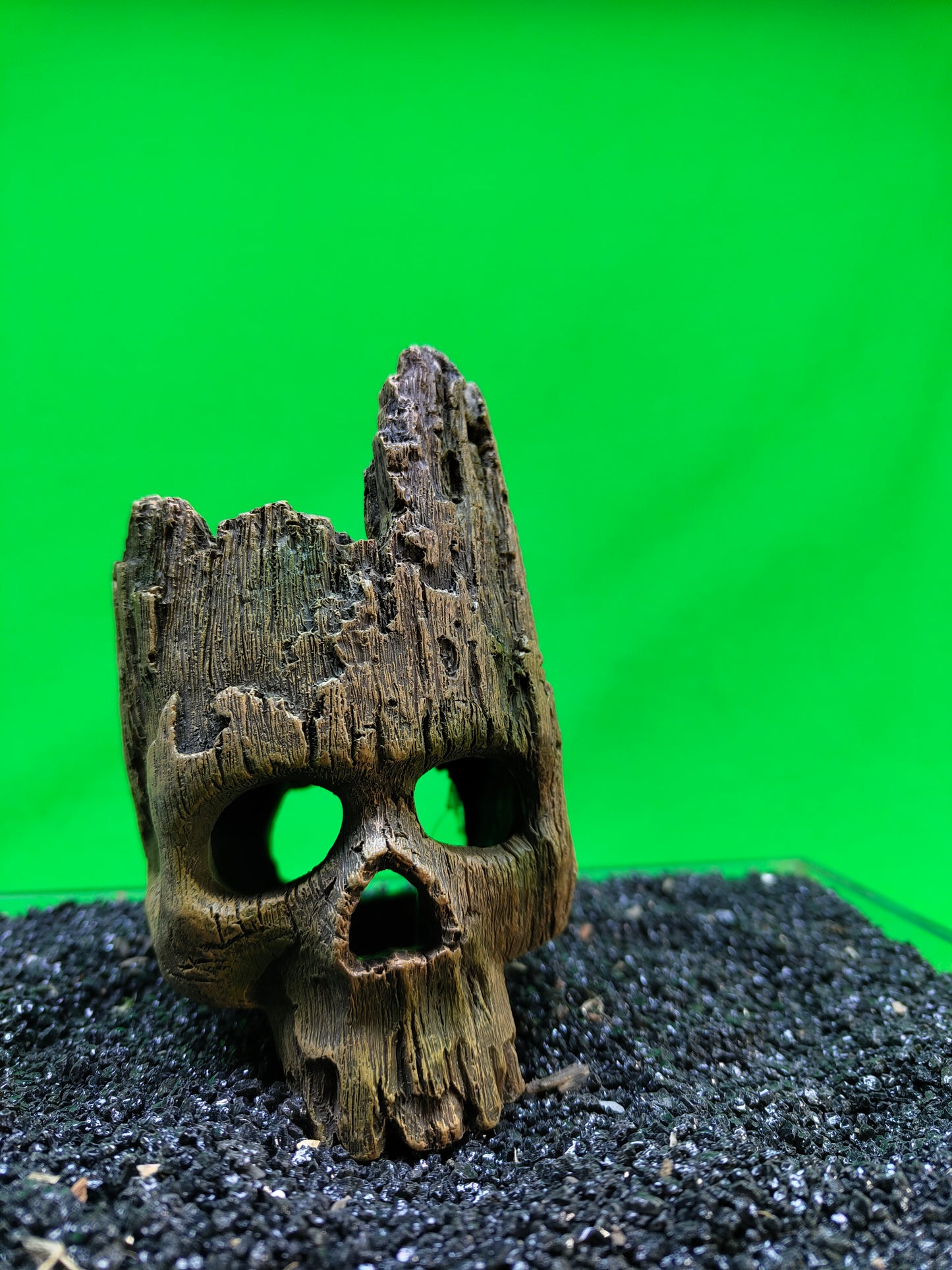 Wood Effect Skull Aquarium Ornament Fish Tank Cave Hide Resin Decor 14cm