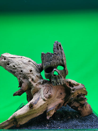 Wood Effect Skull Aquarium Ornament Fish Tank Cave Hide Resin Decor 14cm