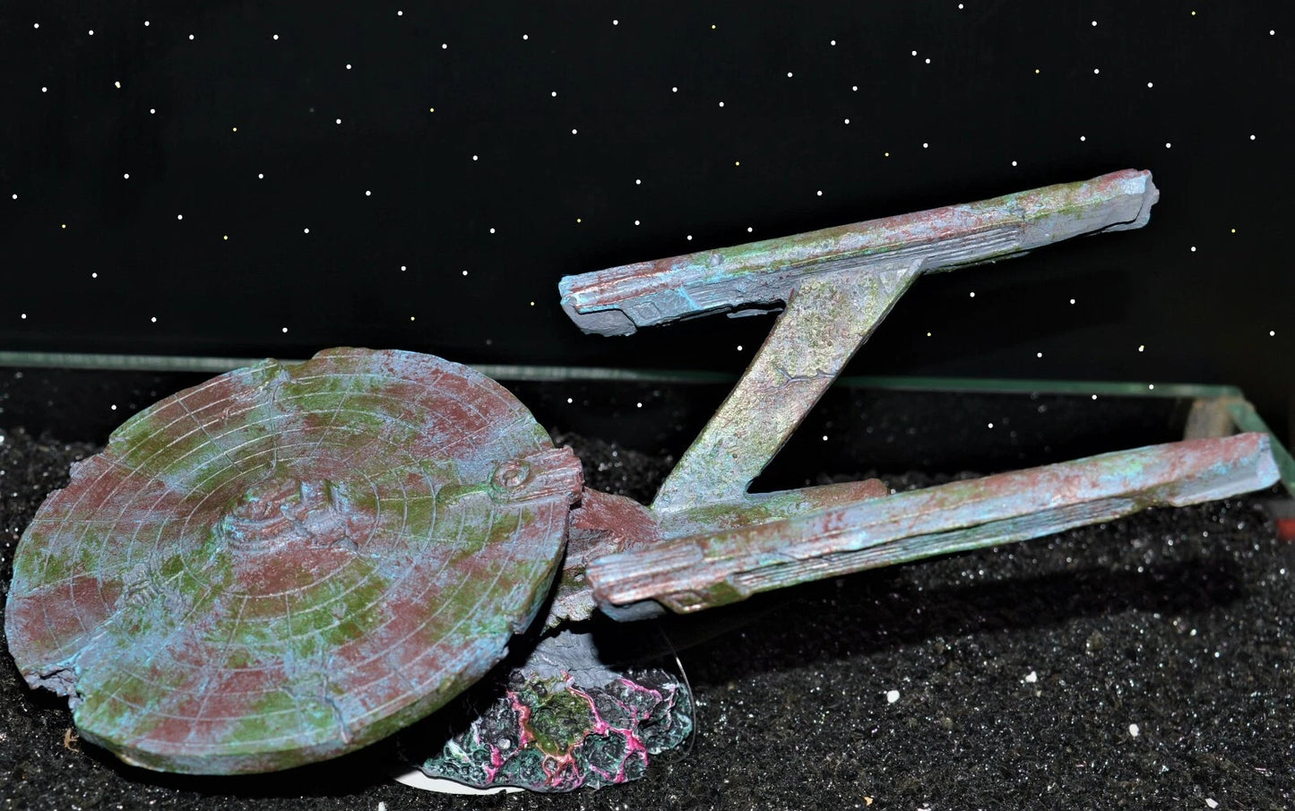 "Star Trek" style spaceship Aquarium Ornament Fish Tank Enterprise