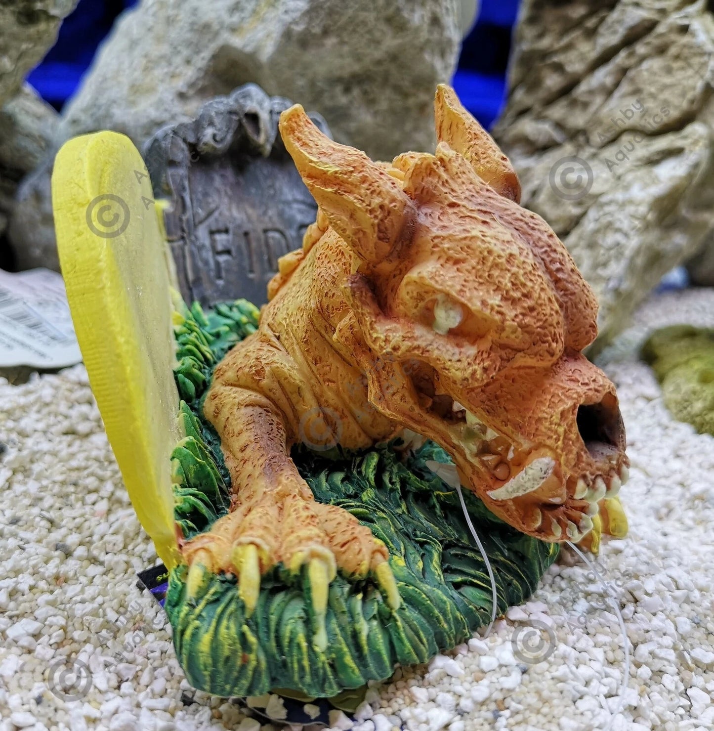 Zombie glow in the dark aquarium ornament Resin Fish Tank Decoration