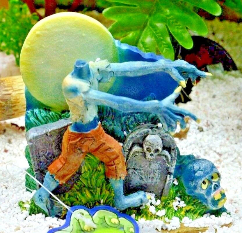 Zombie glow in the dark aquarium ornament Resin Fish Tank Decoration