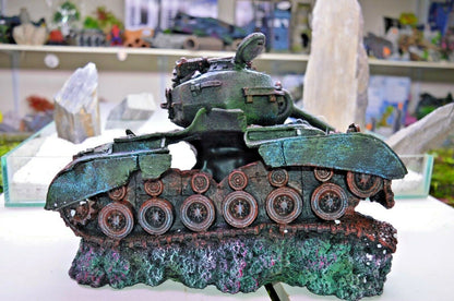 extra large XL ARMY CRASHED TANK fish aquarium WRECK ORNAMENT DECORATION (33cm)