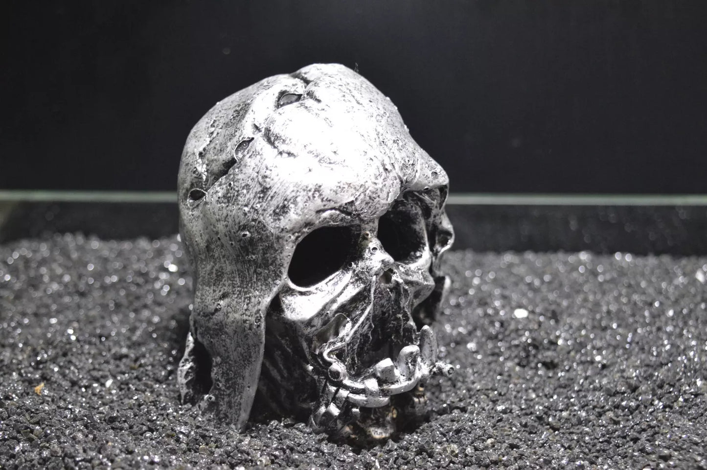 Melted Helmet Star Wars Style Helmet Aquarium Fish Tank Ornament
